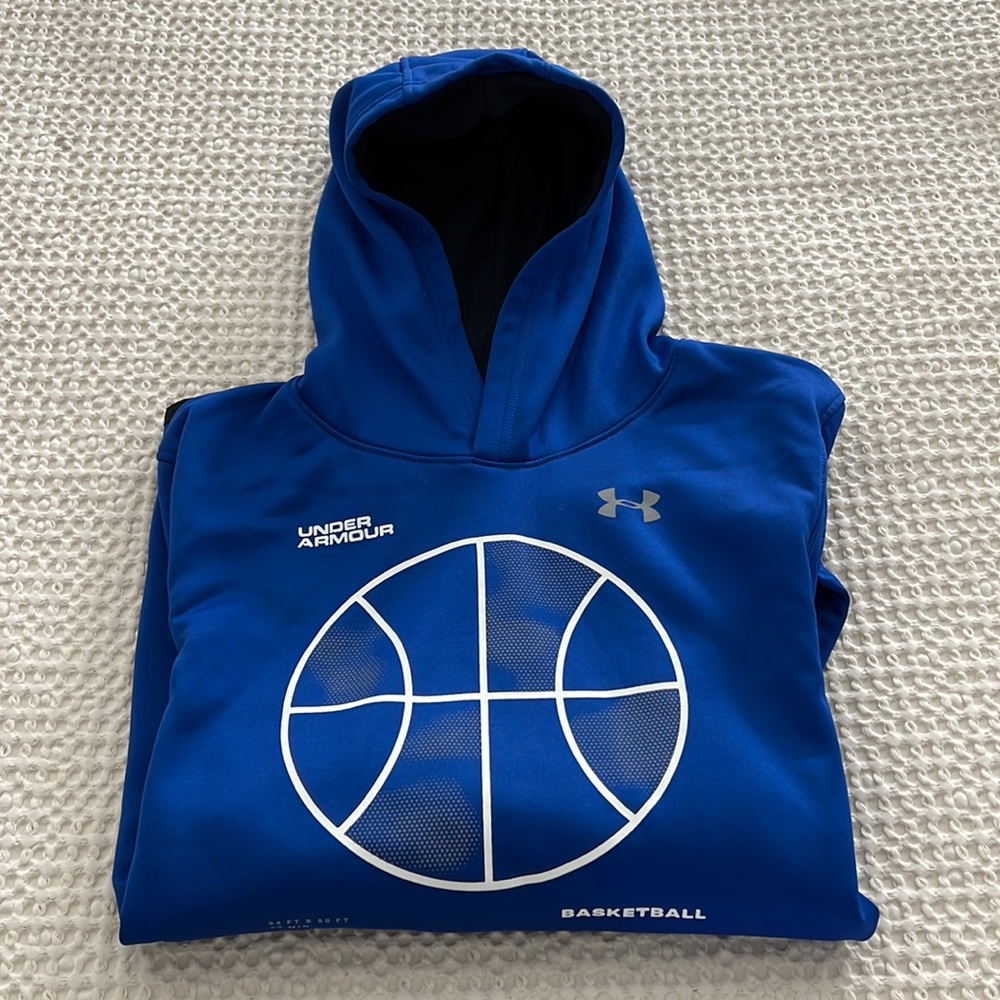 Boys XL basketball hoodie Under Armour